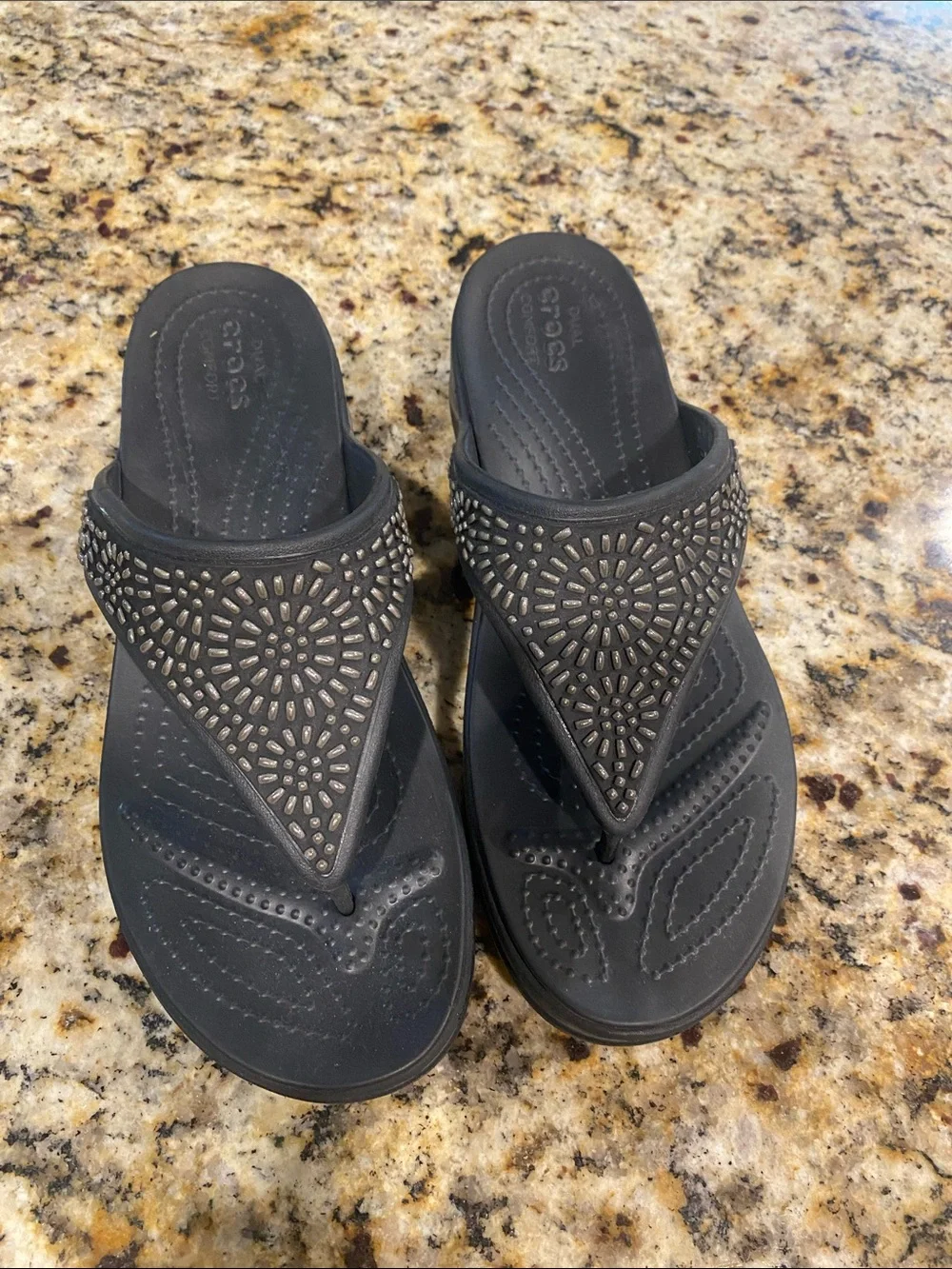 CROCS wedge thong